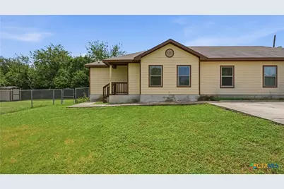193 Rosedale Avenue, New Braunfels, TX 78130 - Photo 1