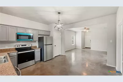 147 Rosedale Avenue, New Braunfels, TX 78130 - Photo 3