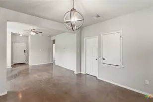147 Rosedale Ave, New Braunfels, TX 78130 - Photo 5