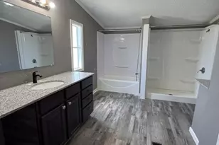 1001 Cervantes St, Victoria, TX 77901 - Photo 11