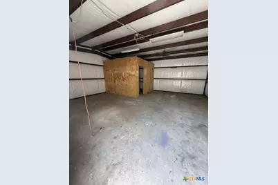 1001 Cervantes Street, Victoria, TX 77901 - Photo 5
