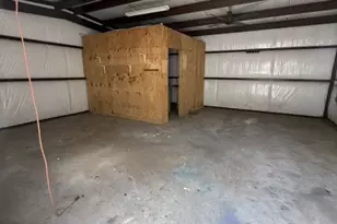 1001 Cervantes St, Victoria, TX 77901 - Photo 5
