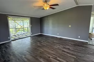 1001 Cervantes St, Victoria, TX 77901 - Photo 7