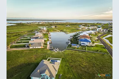 20 Northpointe Dr, Rockport, TX 78382 - Photo 11
