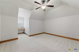 1017 Mountain Dr, San Marcos, TX 78666 - Photo 33