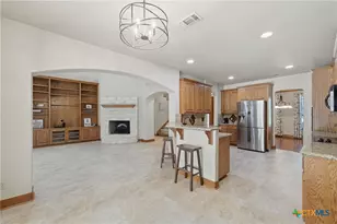 1017 Mountain Dr, San Marcos, TX 78666 - Photo 9