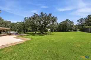 1017 Mountain Dr, San Marcos, TX 78666 - Photo 39