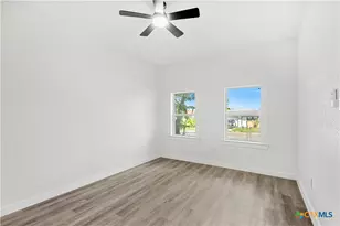 306 Margaret Lee St, Copperas Cove, TX 76522 - Photo 17