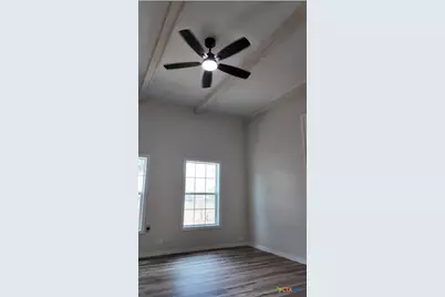 210 Julia St., Yoakum, TX 77995 - Photo 11