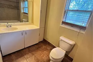 1401 E Mimosa Ave, Victoria, TX 77901 - Photo 9