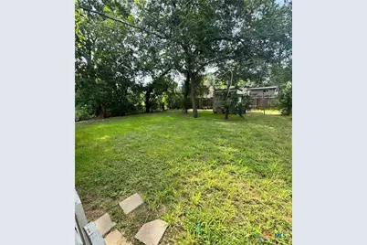 1401 E Mimosa Avenue, Victoria, TX 77901 - Photo 19