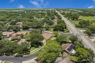 101 King Arthur Street, Victoria, TX 77904 - Photo 31