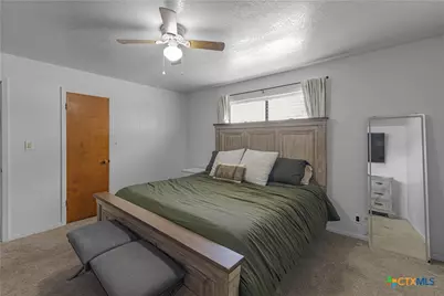 101 King Arthur Street, Victoria, TX 77904 - Photo 11