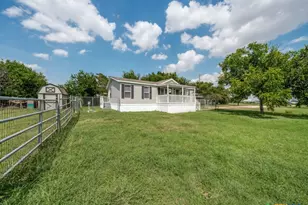 4654 Old Howard Rd, Temple, TX 76504 - Photo 1