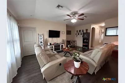 207 Cobble Stone Court, Victoria, TX 77904 - Photo 5