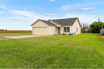 407 E Pietzsch Street, Bartlett, TX 76511 - Photo 3