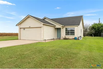 407 E Pietzsch Street, Bartlett, TX 76511 - Photo 1