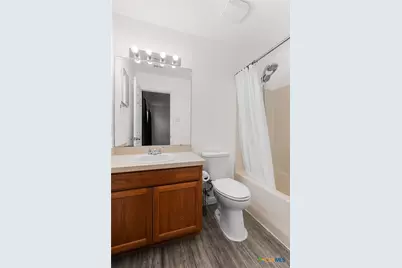 407 E Pietzsch Street, Bartlett, TX 76511 - Photo 23