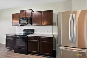 456 Major Lee Ln, Jarrell, TX 76537 - Photo 5