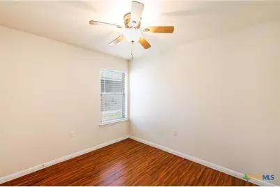186 Talon Drive, Luling, TX 78648 - Photo 17