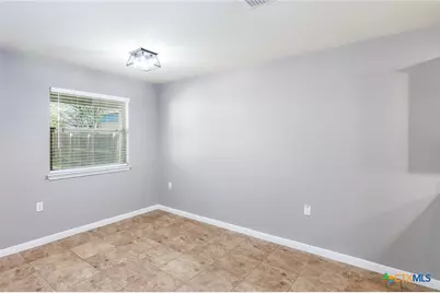 186 Talon Drive, Luling, TX 78648 - Photo 7