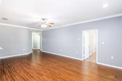 186 Talon Drive, Luling, TX 78648 - Photo 5