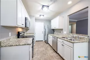 186 Talon Dr, Luling, TX 78648 - Photo 9