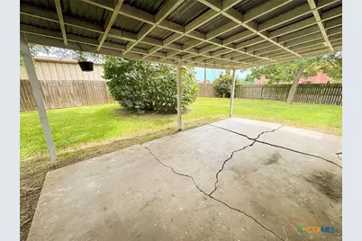 102 Tanglewood Drive, Victoria, TX 77901 - Photo 25