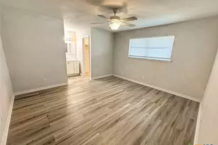 102 Tanglewood Dr, Victoria, TX 77901 - Photo 21