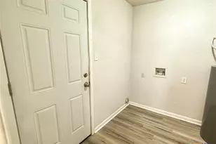 102 Tanglewood Dr, Victoria, TX 77901 - Photo 17