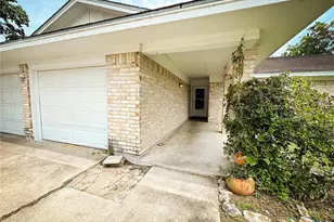 102 Tanglewood Dr, Victoria, TX 77901 - Photo 5
