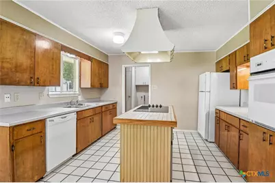 1641 Driftwood Drive, Seguin, TX 78155 - Photo 15