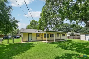 1641 Driftwood Dr, Seguin, TX 78155 - Photo 41