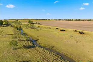 2663 W Crabb, West, TX 76691 - Photo 17