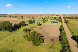 2663 W Crabb, West, TX 76691 - Photo 13