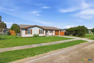 923 Hackberry St, Copperas Cove, TX 76522 - Photo 3