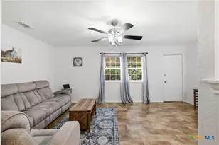 923 Hackberry St, Copperas Cove, TX 76522 - Photo 7