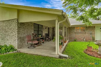 304 Tanglewood Drive, Victoria, TX 77901 - Photo 45