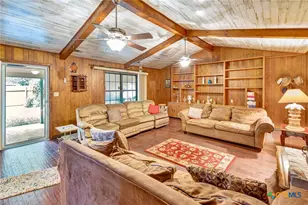 304 Tanglewood Dr, Victoria, TX 77901 - Photo 7