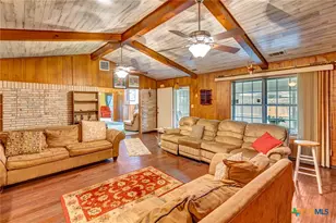 304 Tanglewood Dr, Victoria, TX 77901 - Photo 9