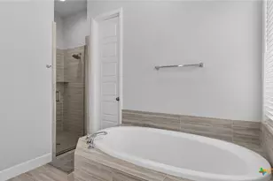 613 Meade St, New Braunfels, TX 78132 - Photo 21