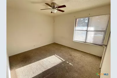 401 Highridge Cove, Killeen, TX 76543 - Photo 17