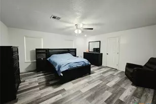 204 N 26th St, Gatesville, TX 76528 - Photo 15