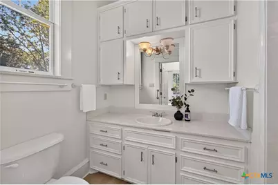 819 N 13th Street, Temple, TX 76501 - Photo 17