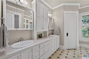 819 N 13th St, Temple, TX 76501 - Photo 27