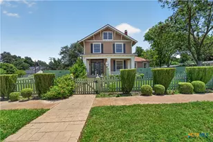 819 N 13th St, Temple, TX 76501 - Photo 1