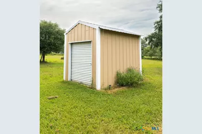 3831 Hopkinsville Road, Cuero, TX 77954 - Photo 43