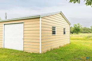 3831 Hopkinsville Rd, Cuero, TX 77954 - Photo 37