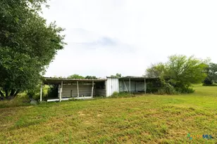 3831 Hopkinsville Rd, Cuero, TX 77954 - Photo 45