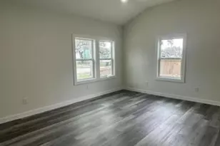 1008 N Gonzales St, Cuero, TX 77954 - Photo 13